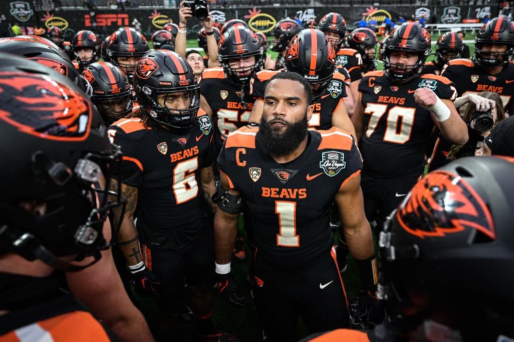 Oregon State football Beavers are turning up the pressure