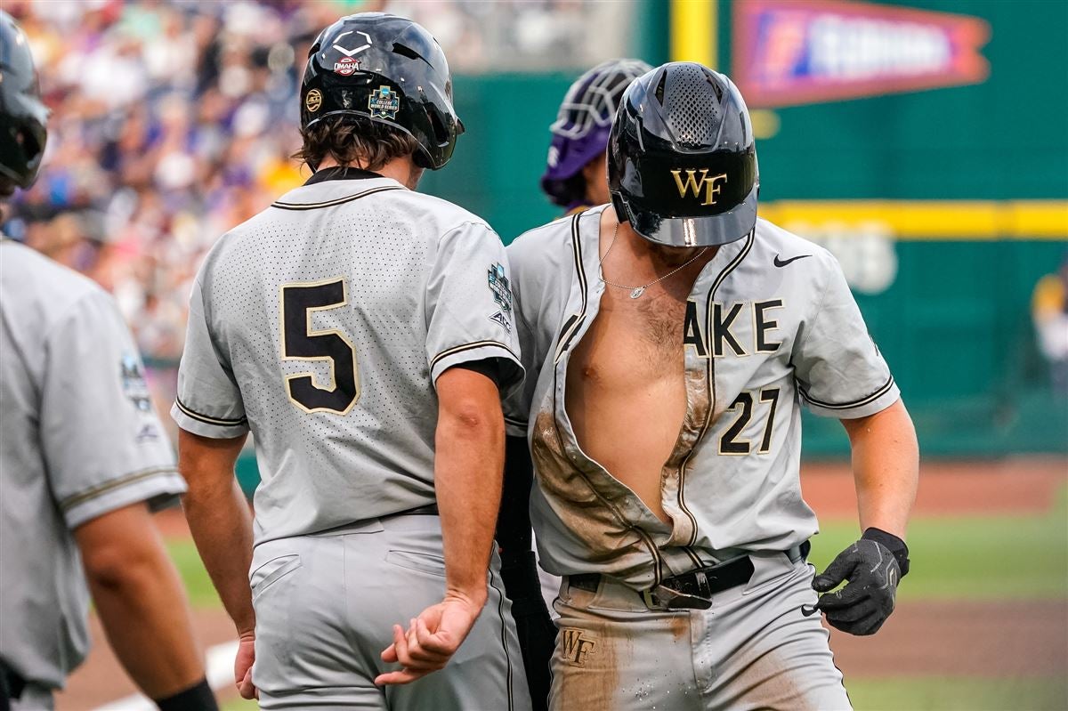 LSU takes down Wake Forest 2-0 in 11 innings