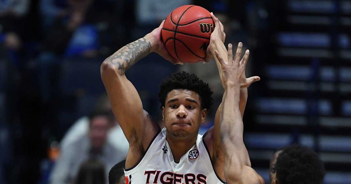 WATCH Chuma Okeke on his Tigers as AU heads into SEC Title Game