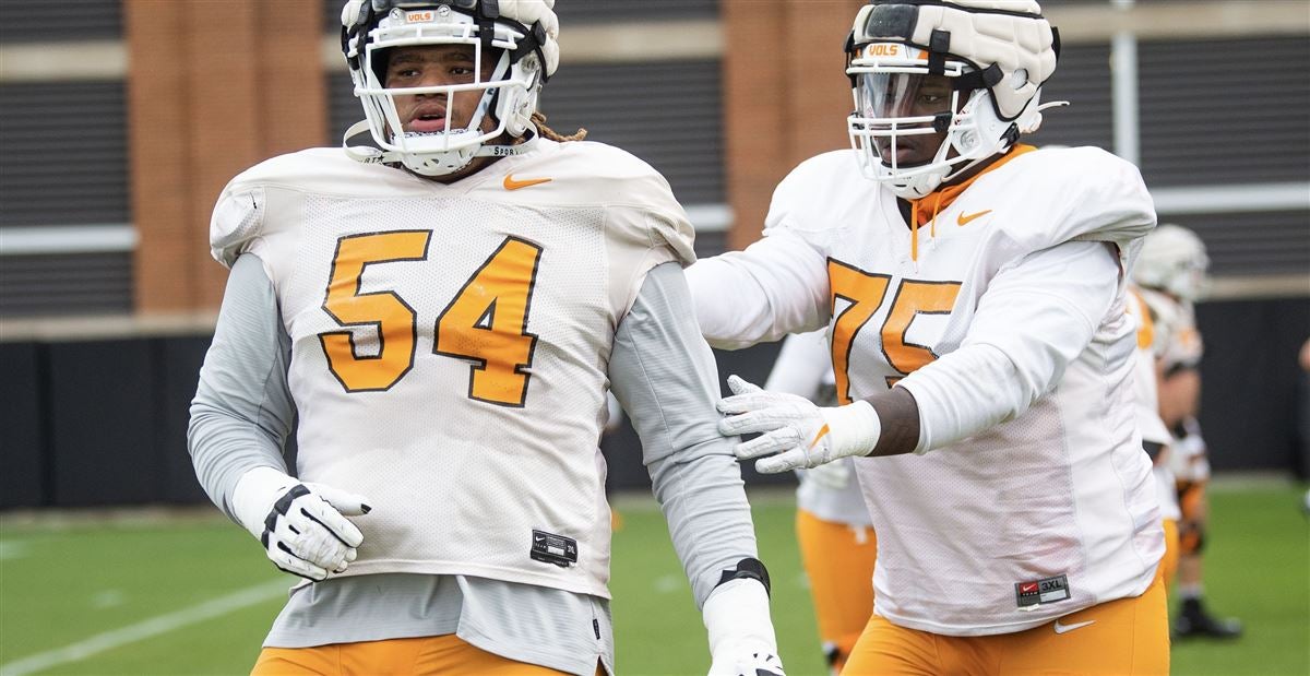 Tennessee football not top 10 in iconic uniform ranking: How Vols can rise