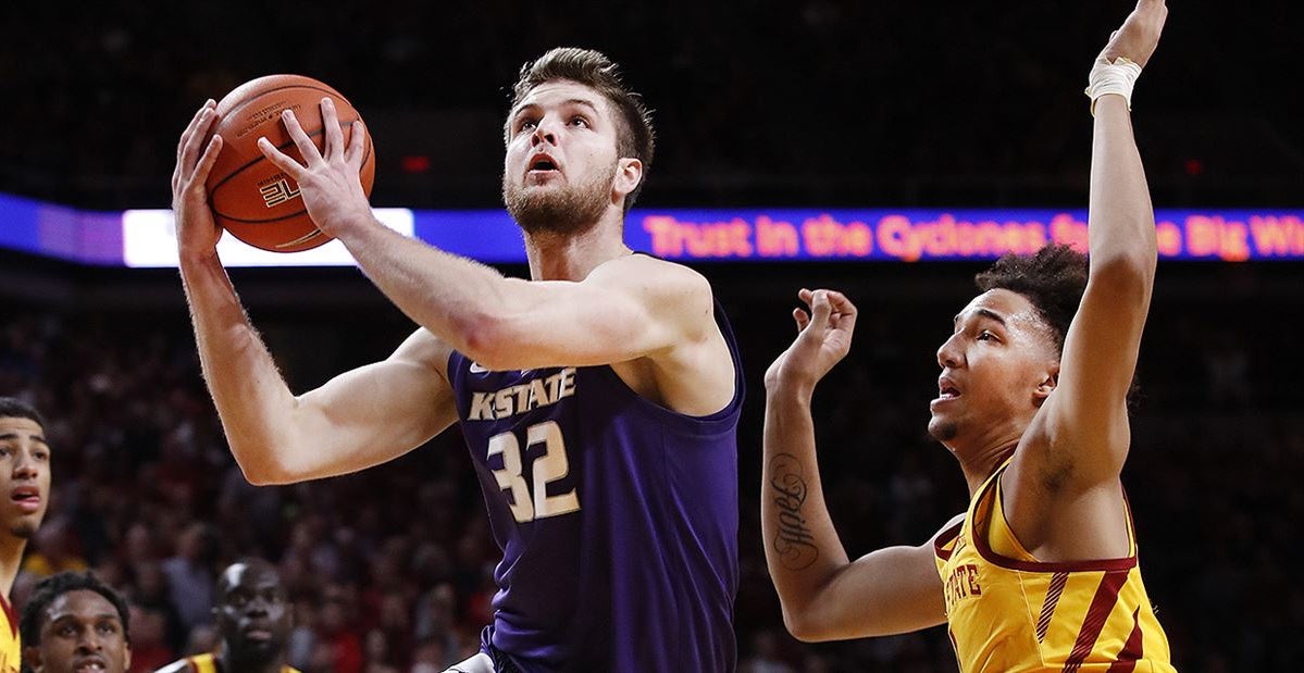 Wade's return assists K-State in upset win