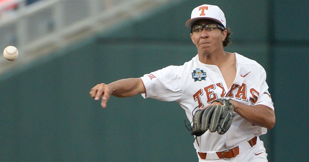 Texas shortstop David Hamilton to sign with Brewers