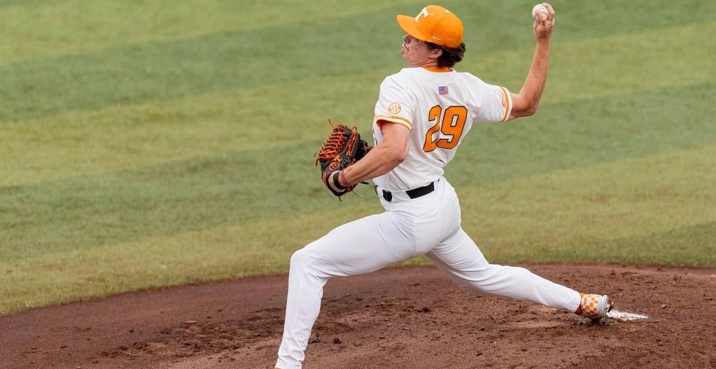 Baseball Falls to #24 Tennessee, 12-8 - Mississippi State