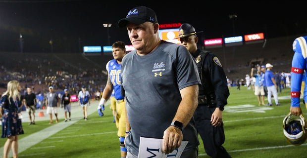 Chip Kelly Falls In Cbs College Football Coach Rankings