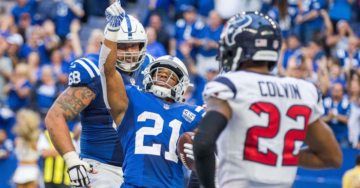 Nyheim Hines worked at Bojangles' during Colts' bye week(02)