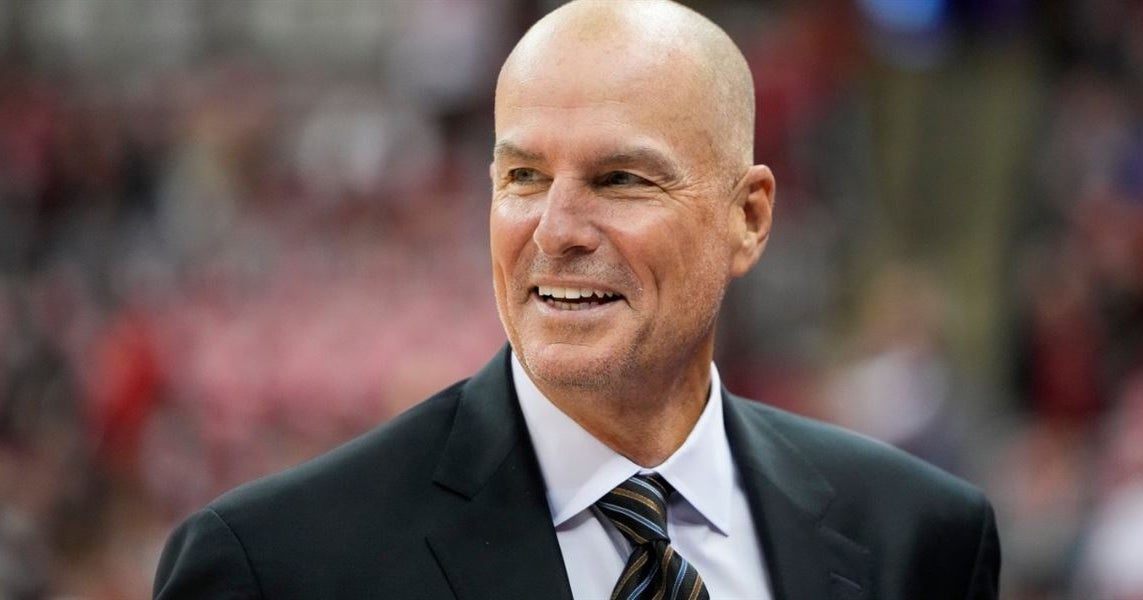 UConn basketball brings most momentum into Sweet 16, Jay Bilas says