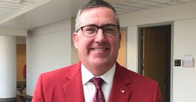 Kirk Schulz sees ‘special’ WSU hoops season, calls on fans to pack Beasley