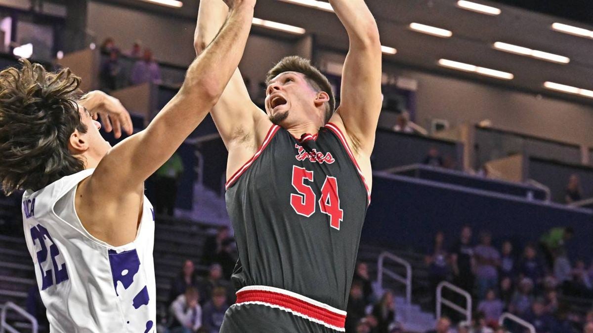 The Latest From UNC Basketball Coach Michael Malone on Cameron Fens