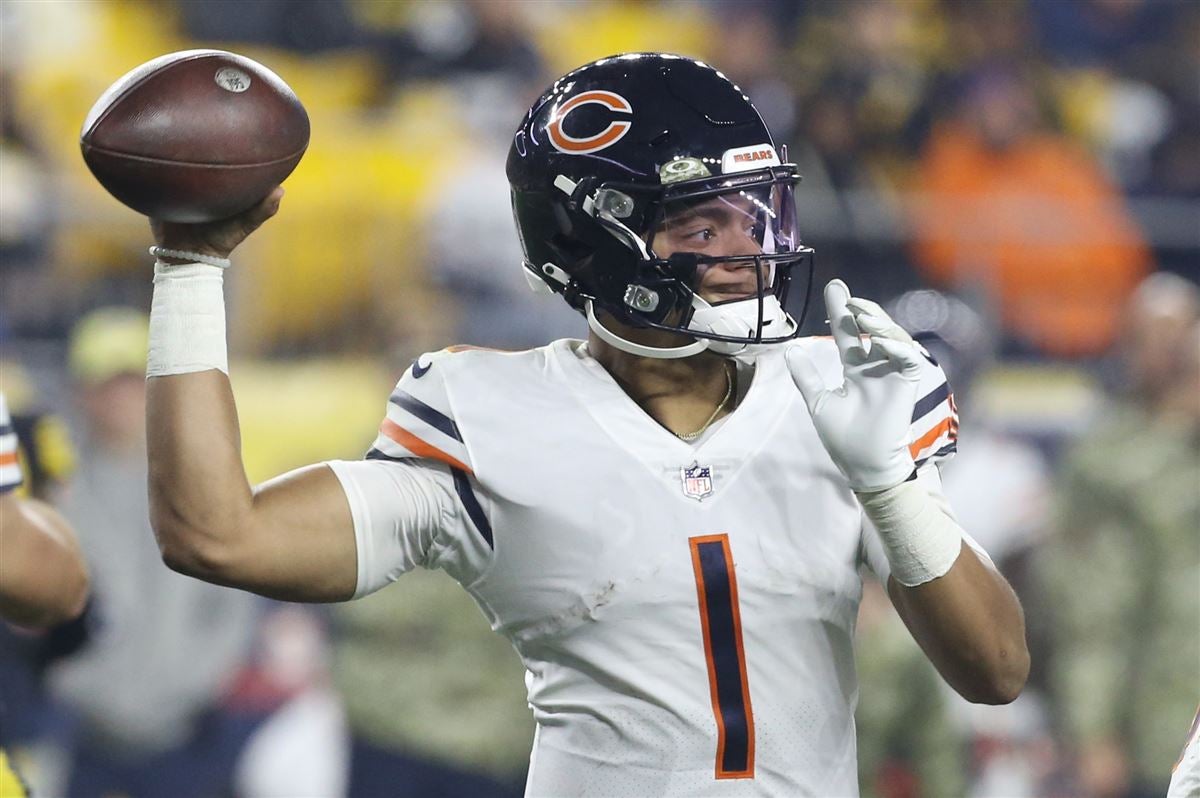 Green Bay Packers' Jordan Love, Chicago Bears' Justin Fields are  quarterbacks who have something to prove on Sunday