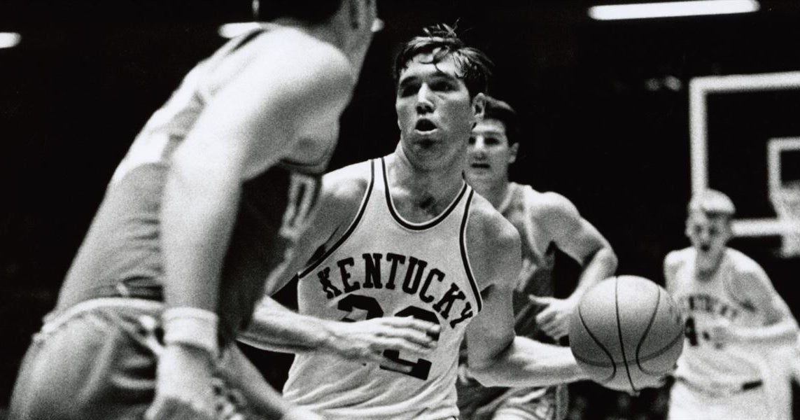 Ex-Kentucky basketball player, radio analyst Mike Pratt dead at 73