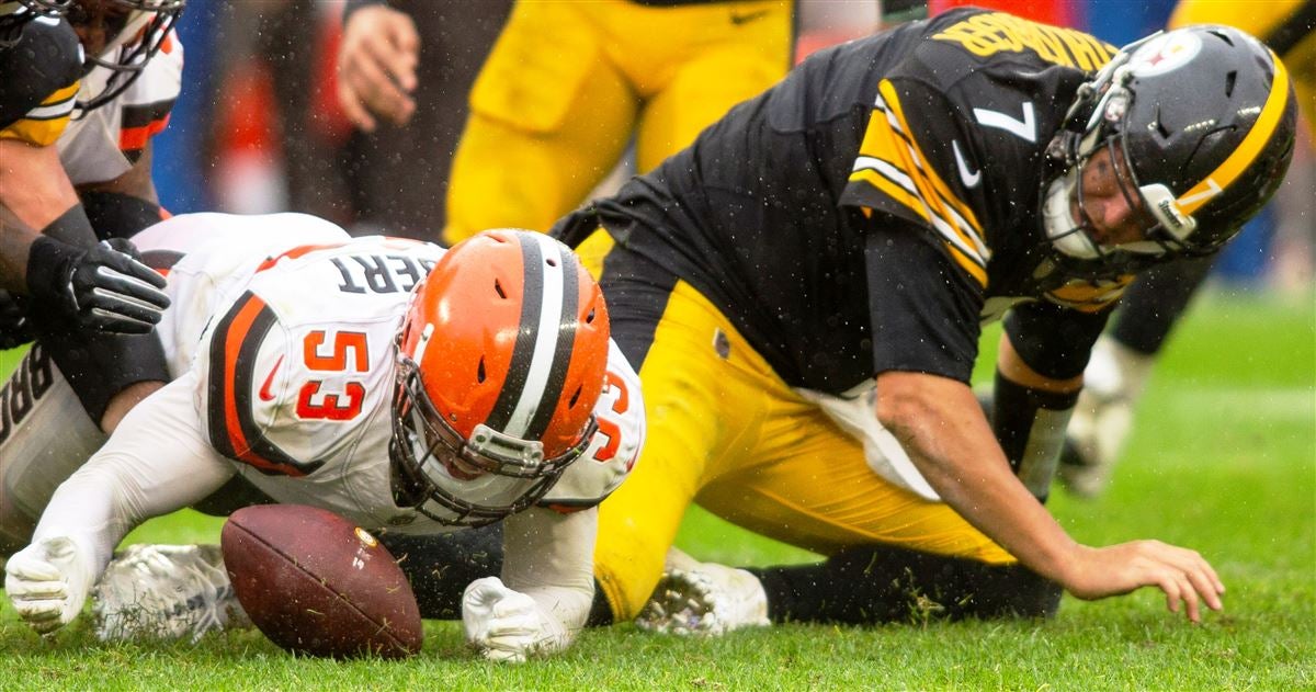 Pittsburgh Steelers wide receiver Anthony Johnson (83) during an NFL  football practice, Saturday, July 24, 2021, in Pittsburgh. (AP Photo/Keith  Srakocic Stock Photo - Alamy