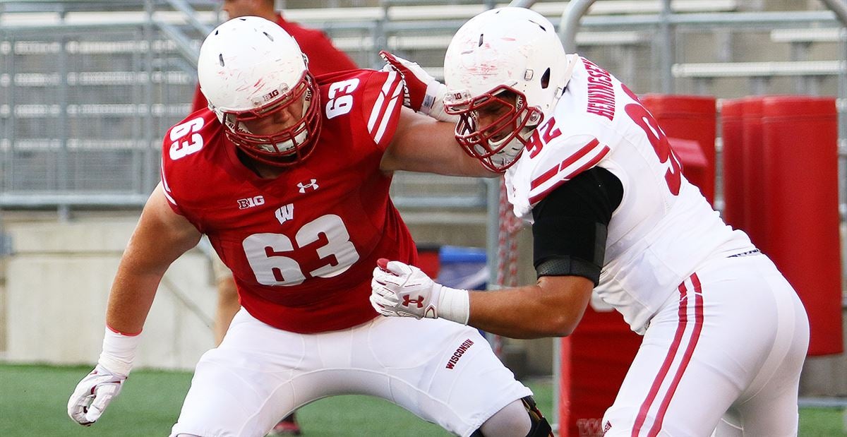 Wisconsin football: How OL Michael Deiter fits with the Miami Dolphins