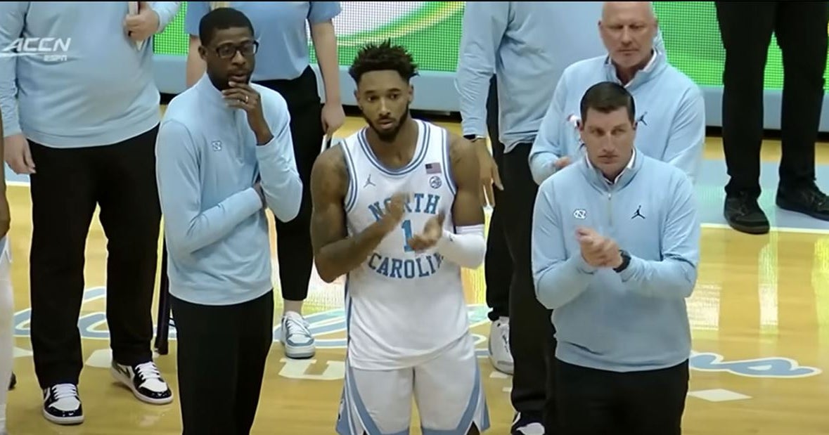 Hubert Davis Live: A 'Basketball Play' Hubert Davis Live: A 'Basketball Play'