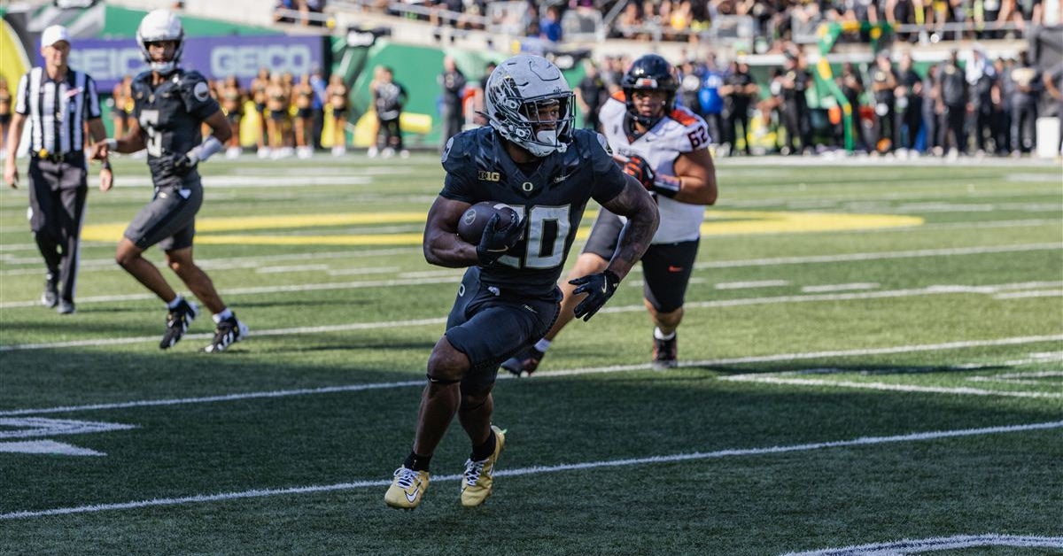No. 6 Oregon rebounds on the ground, out-gains Oregon State by over 200 yards in rivalry win