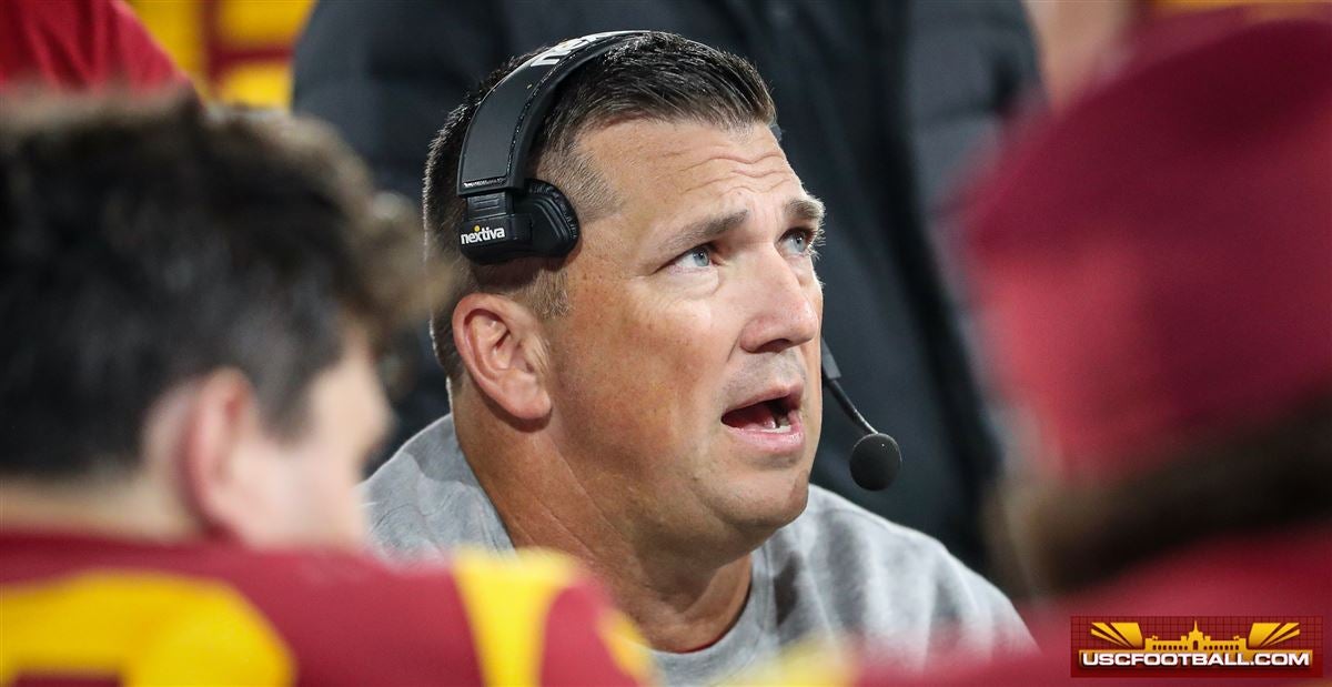 Cross-training on USC offensive line good preparation for injury scenarios