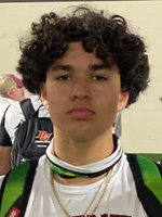 Isaiah Arriaza, Damien, Quarterback