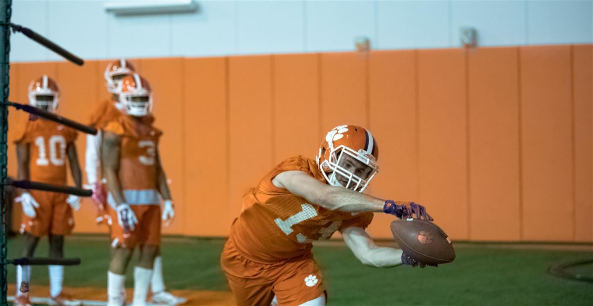 Hunter Renfrow – Clemson Tigers Official Athletics Site