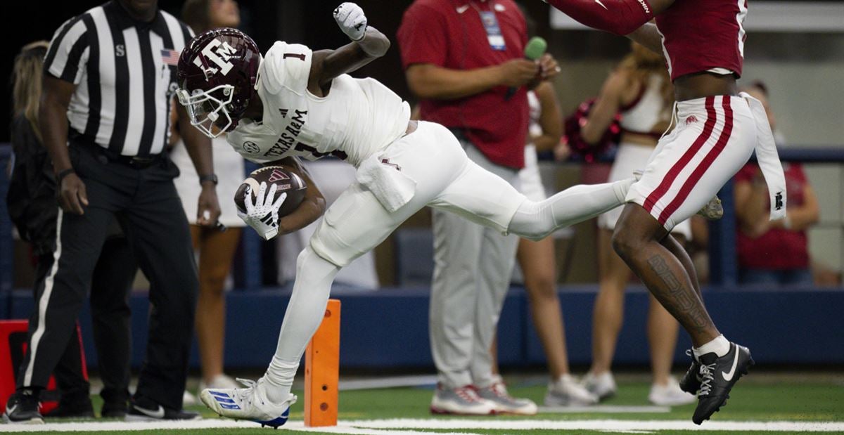 Texas A&M Aggies Fade Late, Lose to No. 11 Alabama Crimson Tide 26-20: Live  Game Log - Sports Illustrated Texas A&M Aggies News, Analysis and More