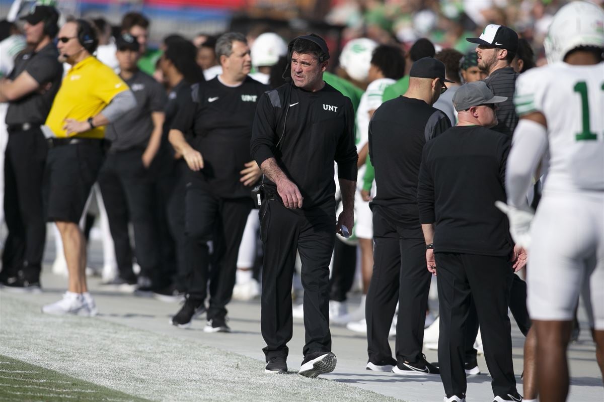 Oklahoma hires former North Texas coach Seth Littrell as offensive analyst