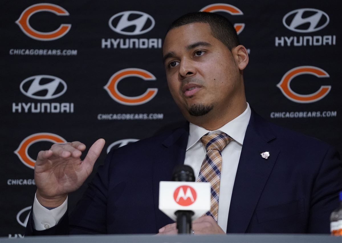 Chicago Bears Hold 'Em or Fold 'Em: Center Sam Mustipher