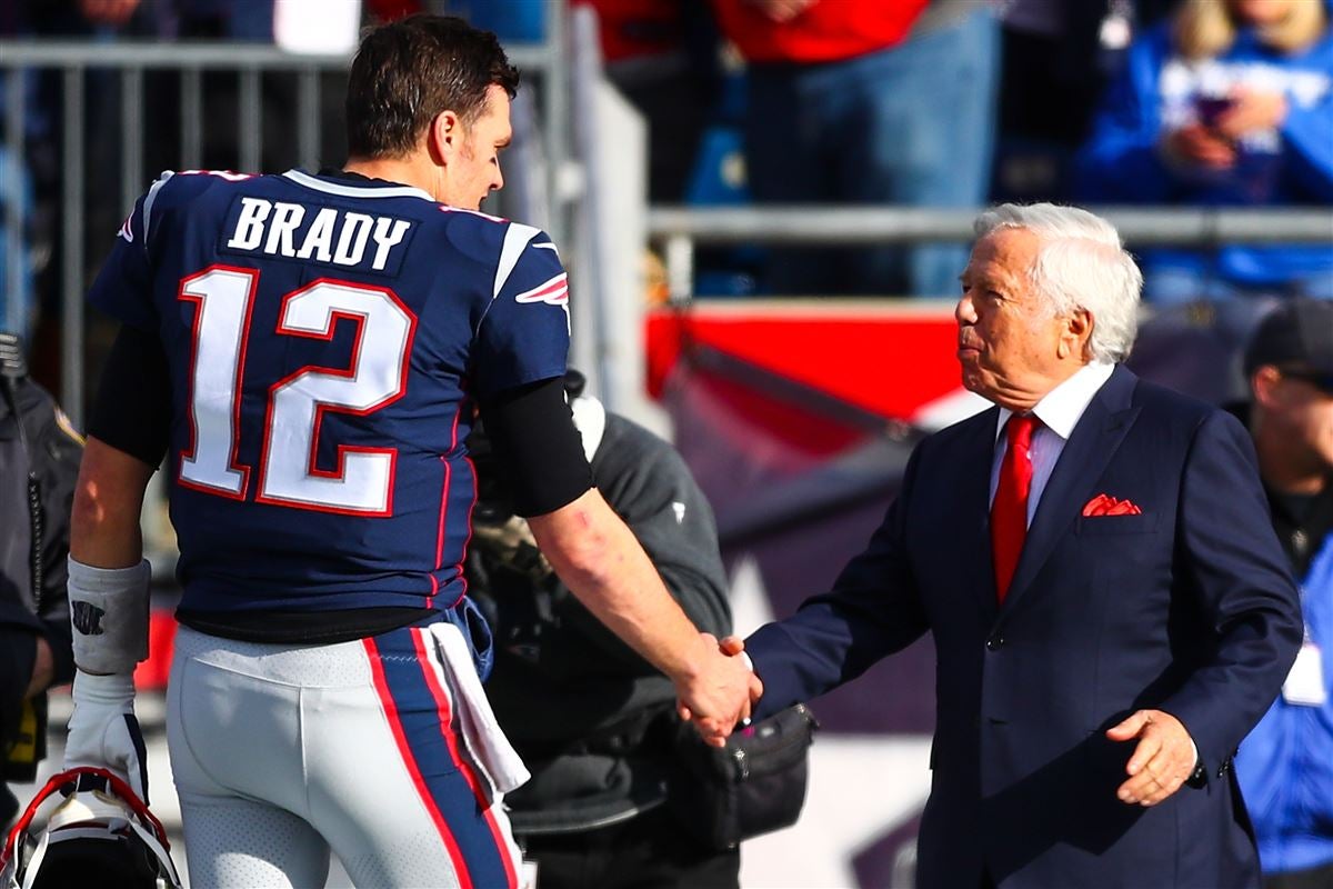 The Greatest Of All Time!': Kraft Family Thanks Tom Brady With Billboards -  CBS Boston