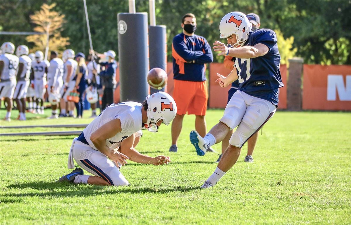 All eyes on Illinois wide receiver Benn