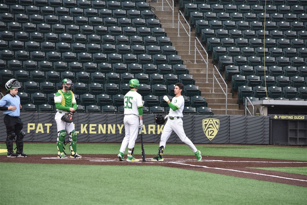 Baseball Falls Short in Series Finale at Oregon - University of