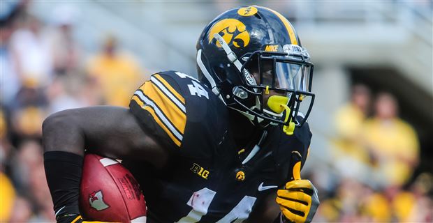 Josey Jewell And The Iowa Hawkeyes Defense Shut Down QB Josh Allen