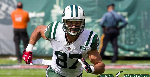 Eric Decker Plays Many Roles For The New York Jets - CBS Philadelphia