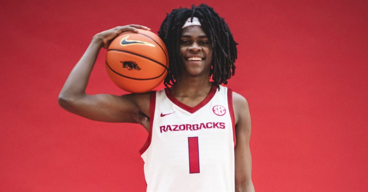 Keyon Menifield makes mark in Razorback debut
