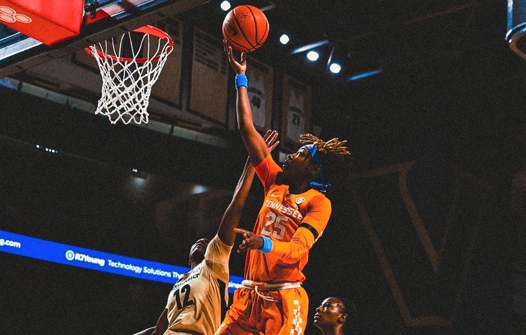 QUICK TAKE: Jordan Horston enters rarefied air for Lady Vols - Vimarsana News