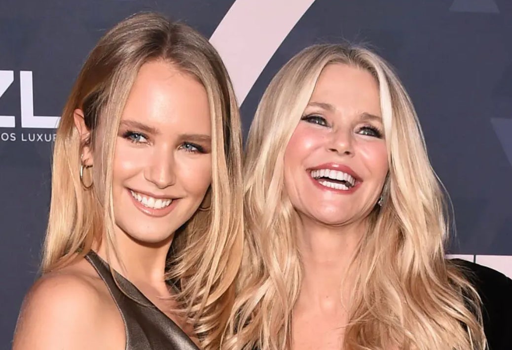 Reese Witherspoon & her daughter