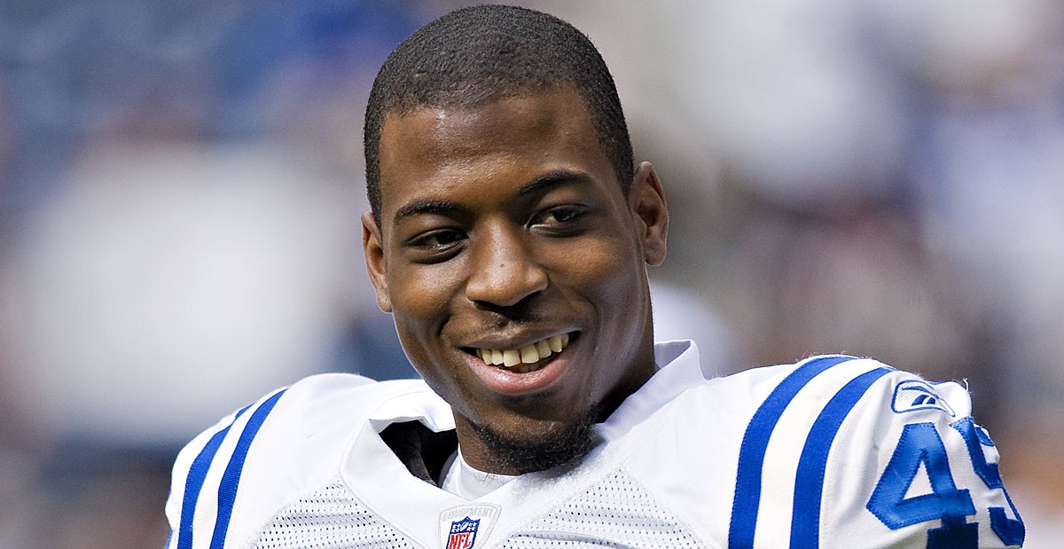 Former NFL player not guilty of murder by reason of insanity