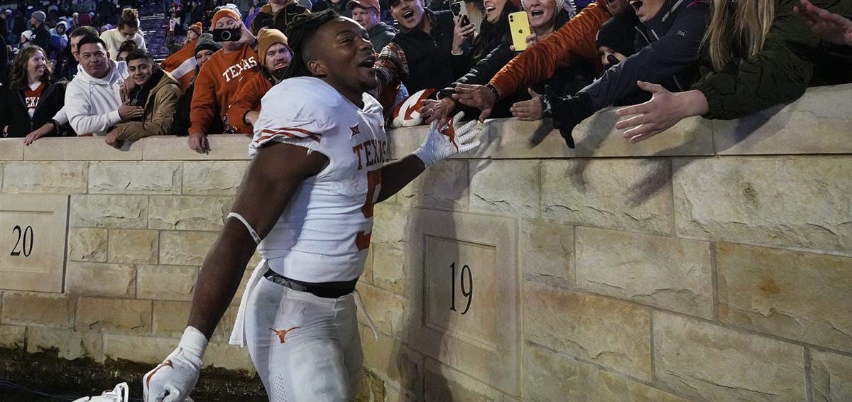 Bijan Robinson leaves Texas with on-field, off-field exceptions exceeded - Vimarsana News
