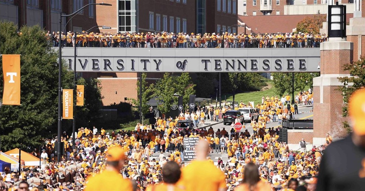 Danny White explains Tennessee's decision to switch from Nike to Adidas