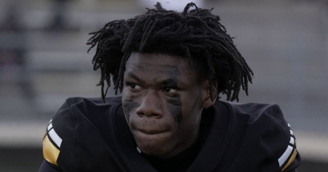 2027 Cornerback Jacquari Parks commits to Wake Forest