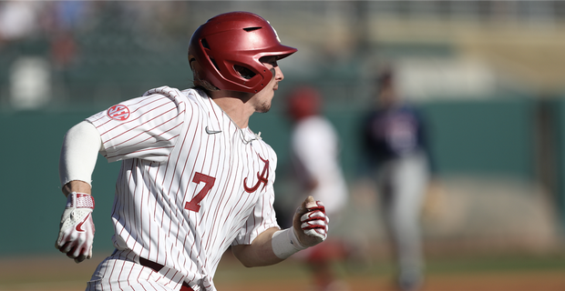 Crimson Tide Baseball Secures Sweep in Final Series Before SEC