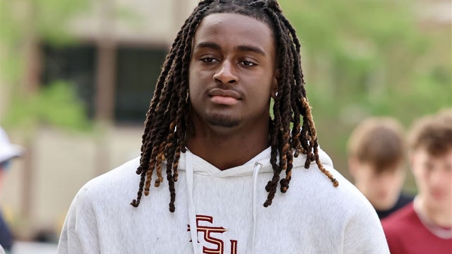 Edge Elijah Cox won't go as far as naming a favorite, but says FSU plays a big role in his recruitment