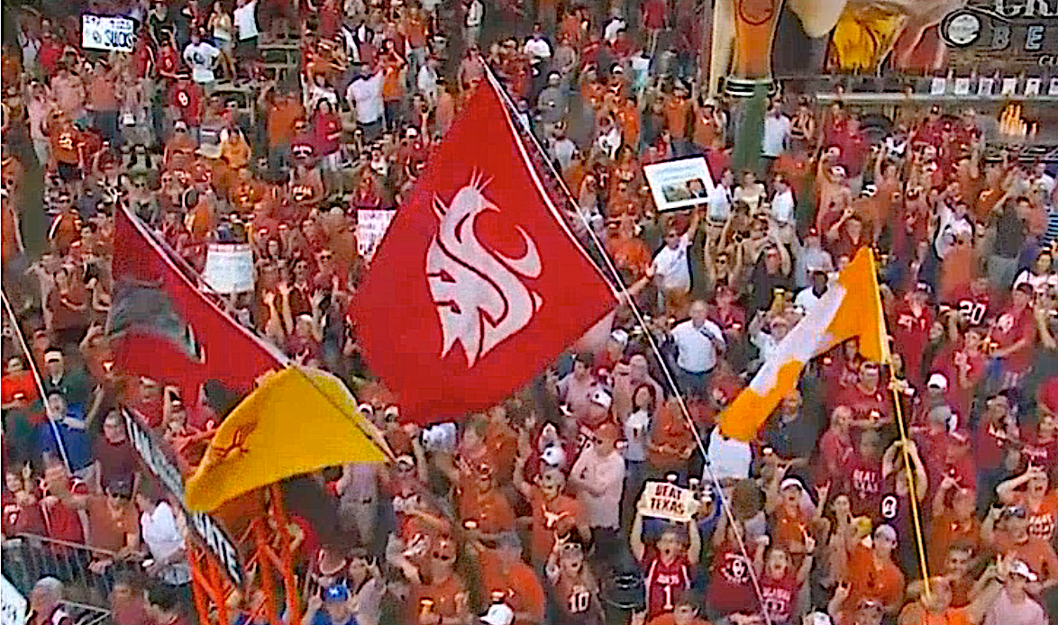 After 15 years of waving the flag, Washington State gets 'GameDay