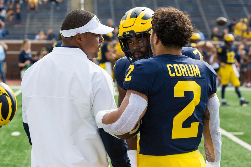 Mike Hart talks Blake Corum s return Michigan s running back