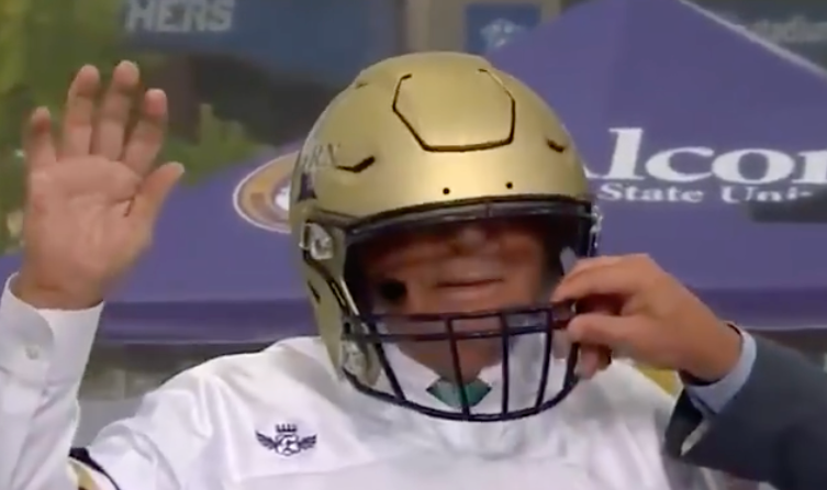 Lee Corso's SHOCKING headgear pick for Ohio State vs. Notre Dame