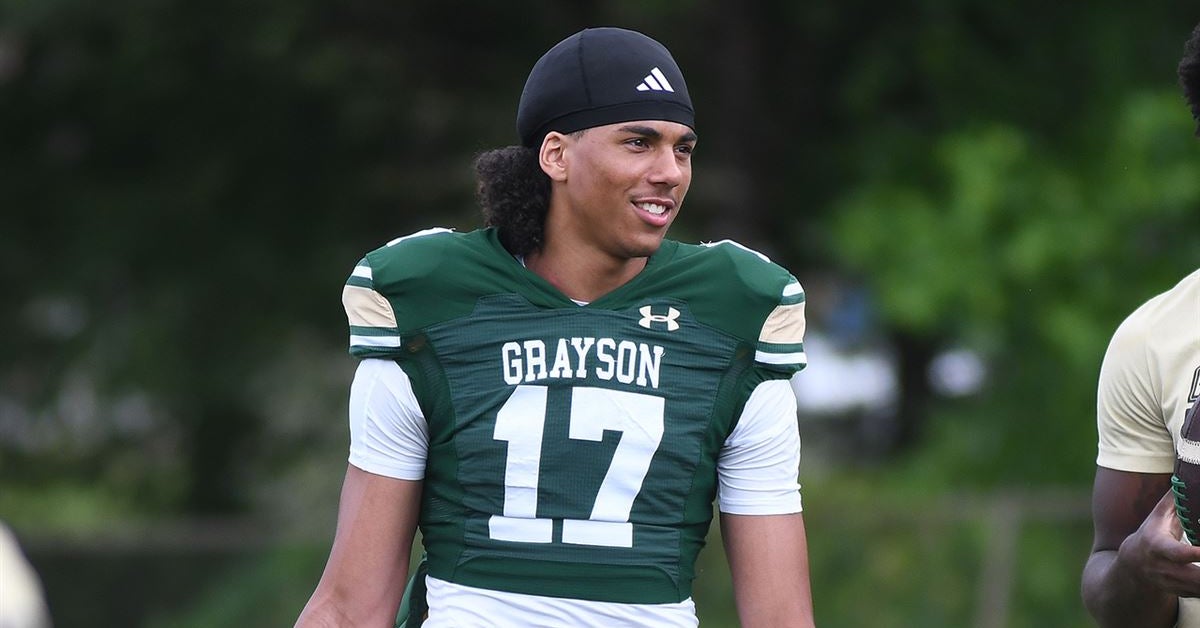2016 Quarterback Travis Burgess Commits to UNC Football 2016 Quarterback Travis Burgess Commits to UNC Football