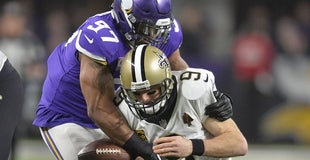 Camp setup: Ranking, previewing defensive ends Camp setup: Ranking, previewing defensive ends