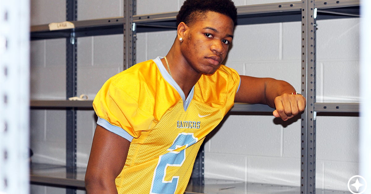 Half a Dozen Offers for 2017 WR Corey Reed