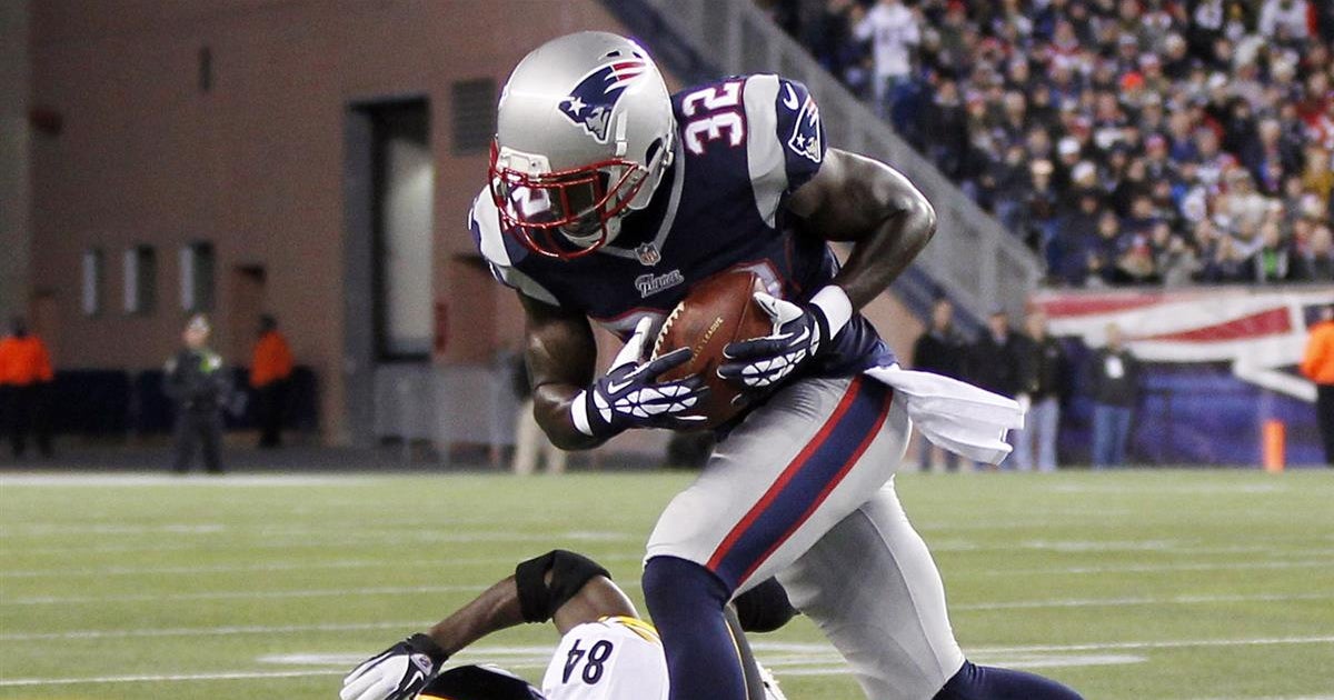 Patriots' defensive backfield one of NFL's youngest