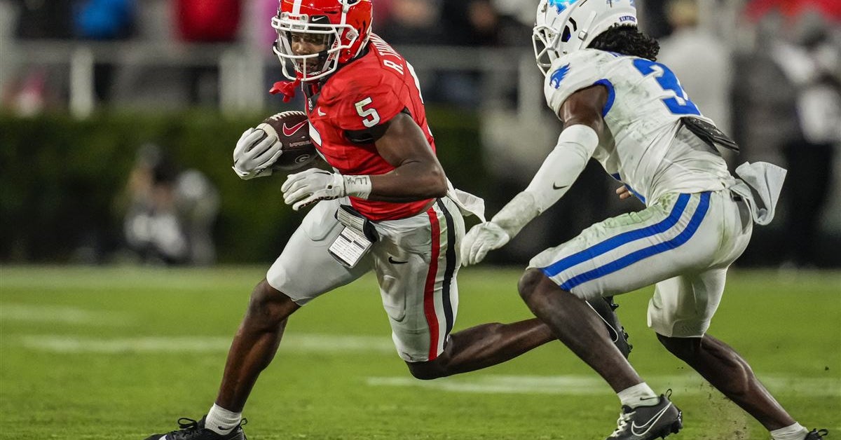 receiver Rara Thomas arrested on battery, cruelty to children