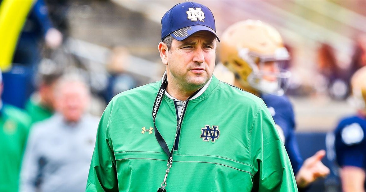 Report: Notre Dame staffers options for Bowling Green head coach