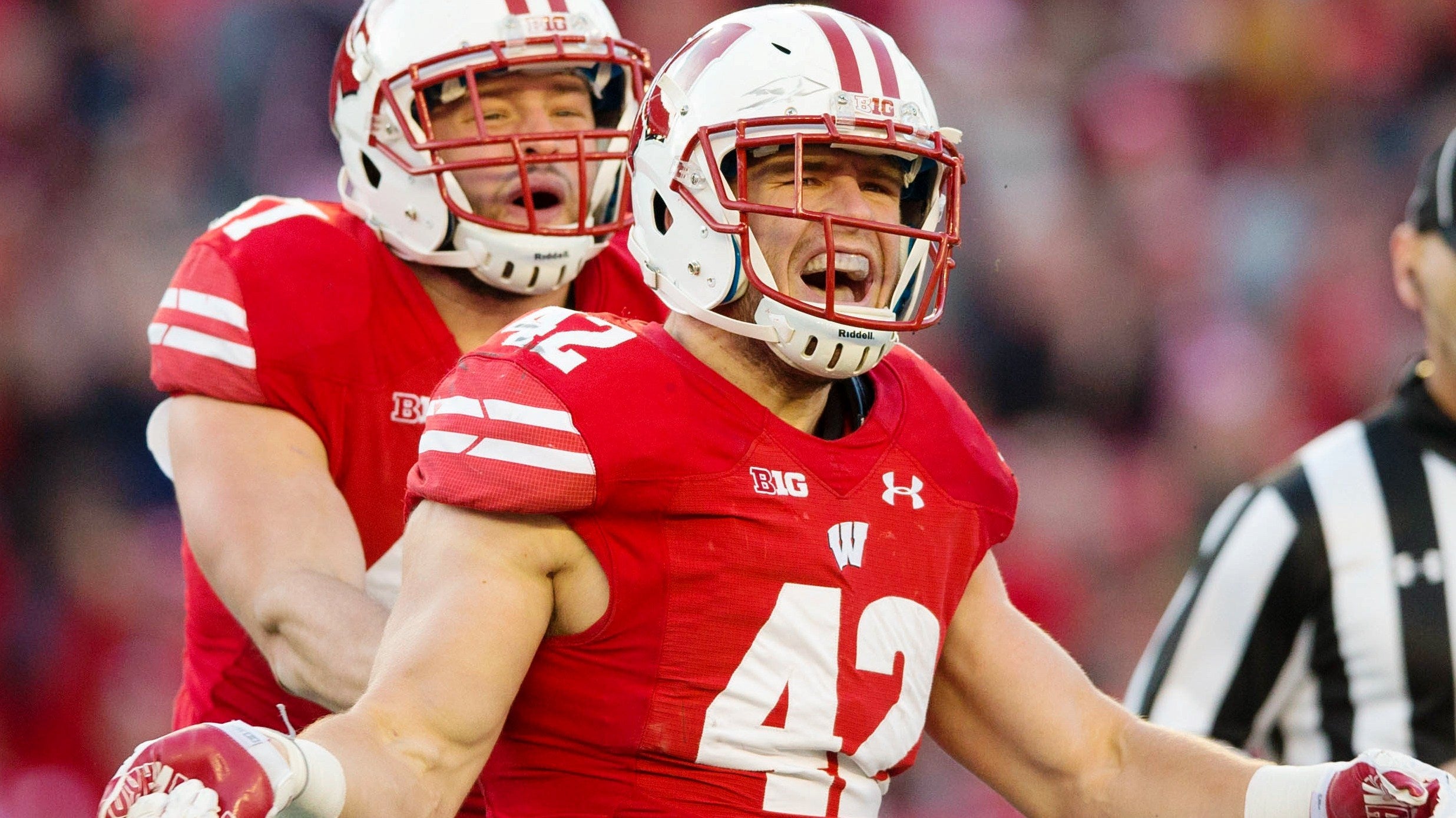 Former Wisconsin Badger TJ Watt glad he wasn't drafted by the Packers in  2017