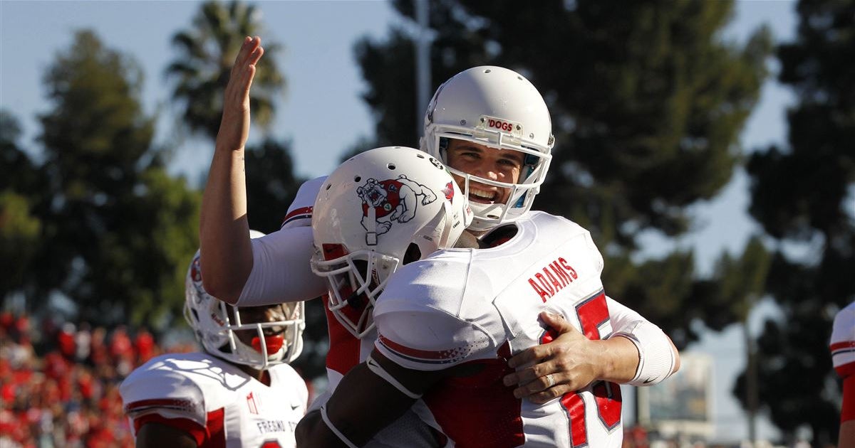 Football games only, nfl scores week 1, sports investments, major Derek Carr congratulates Fresno State teammate Davante Adams