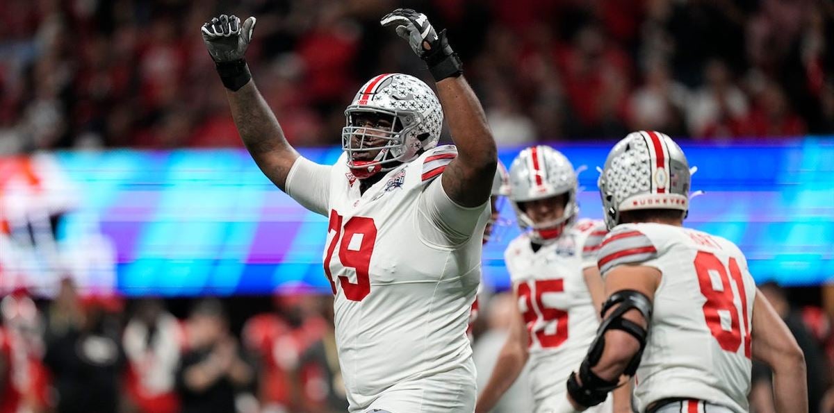 Getting to know Browns Offensive Lineman Dawand Jones, Backstage Pass